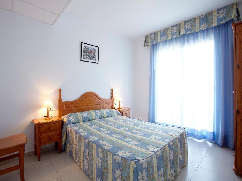 Apartamentos Intersalou Priorat المظهر الخارجي الصورة