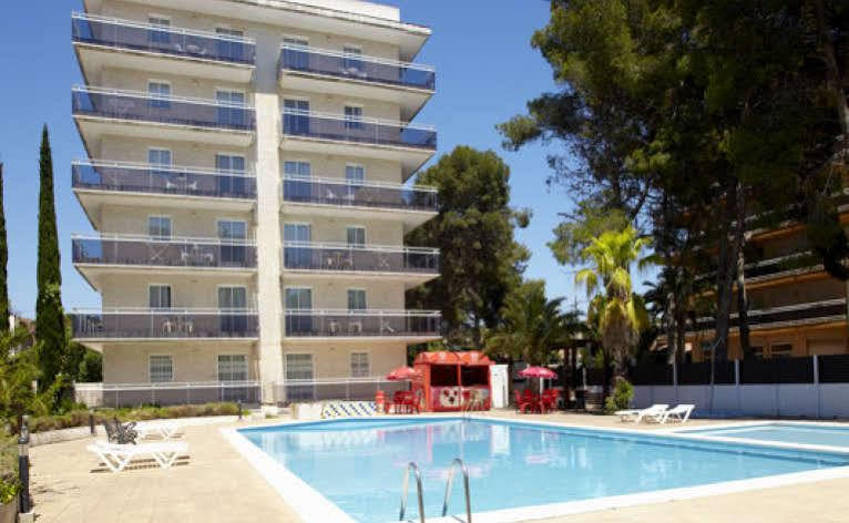 Apartamentos Intersalou Priorat المظهر الخارجي الصورة