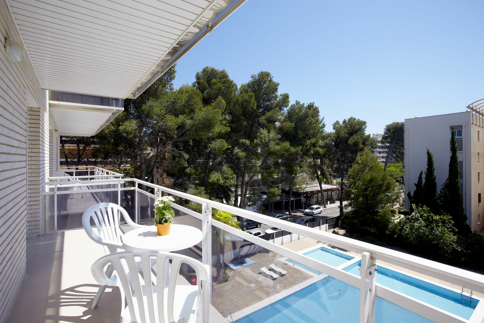 Apartamentos Intersalou Priorat المظهر الخارجي الصورة